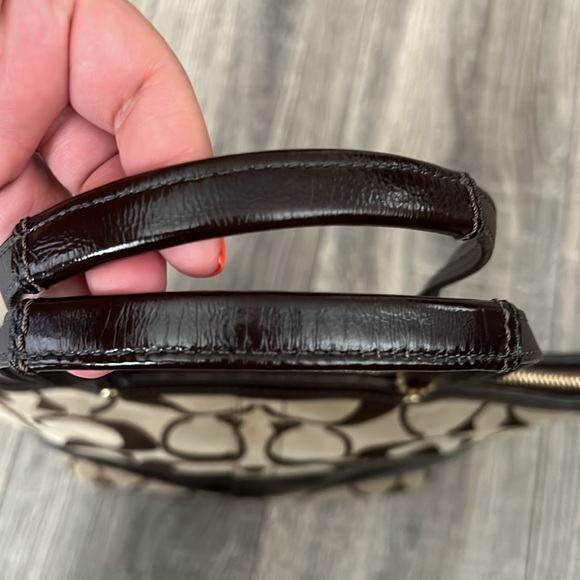 Coach Signature Canvas Small tote y2k - Picture 11 of 11